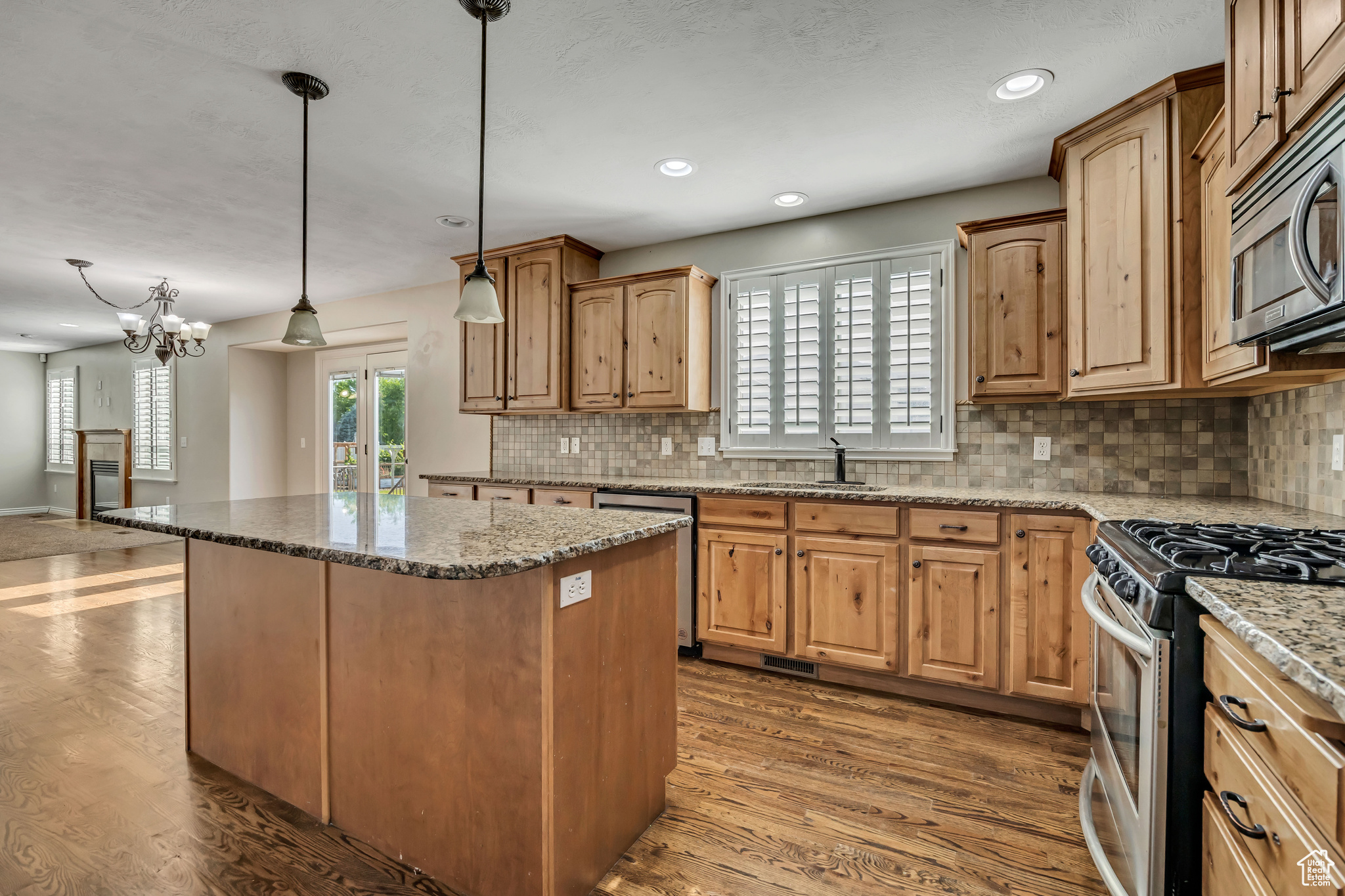 PONDEROSA ESTATES - Residential