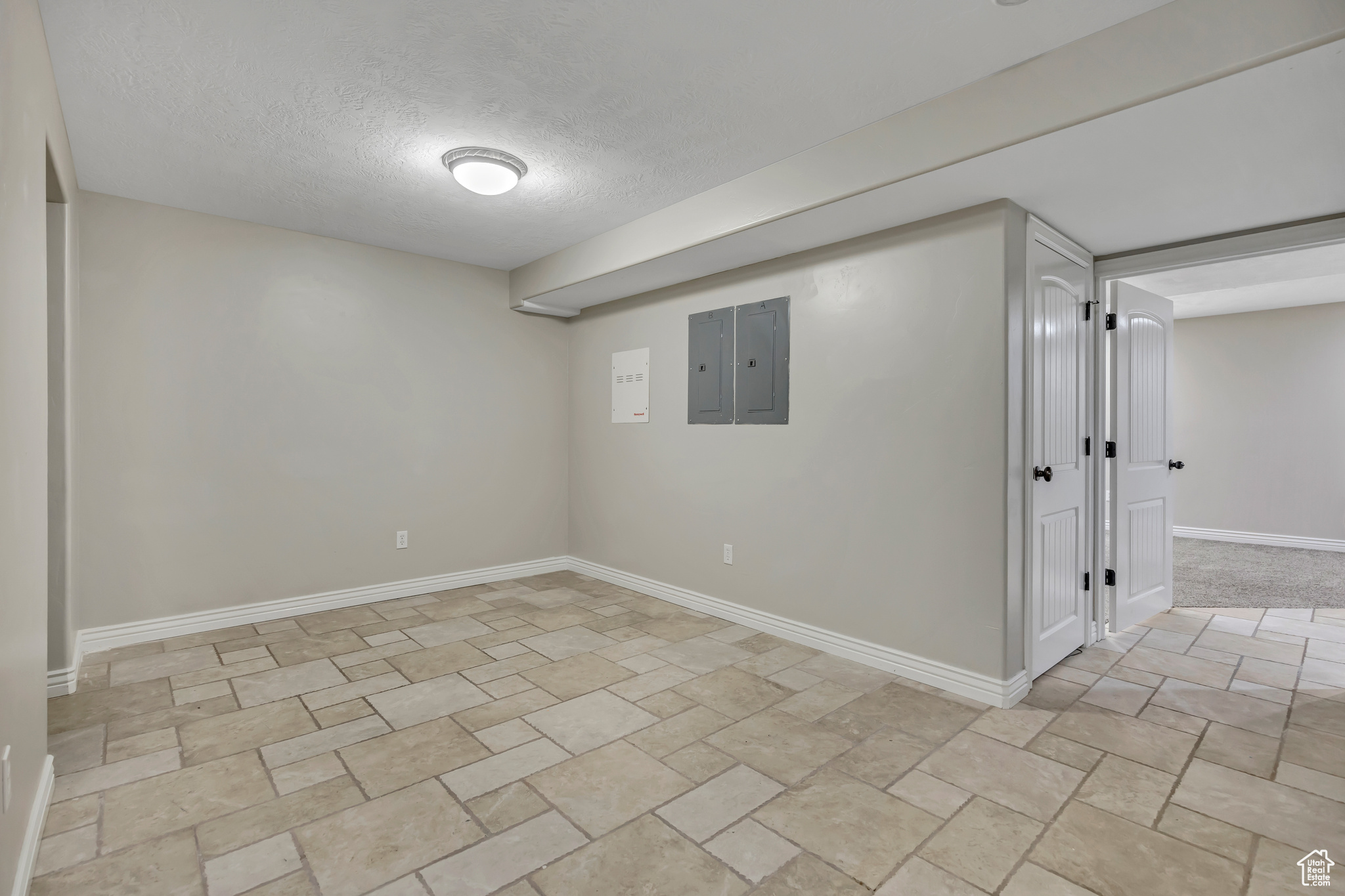 PONDEROSA ESTATES - Residential