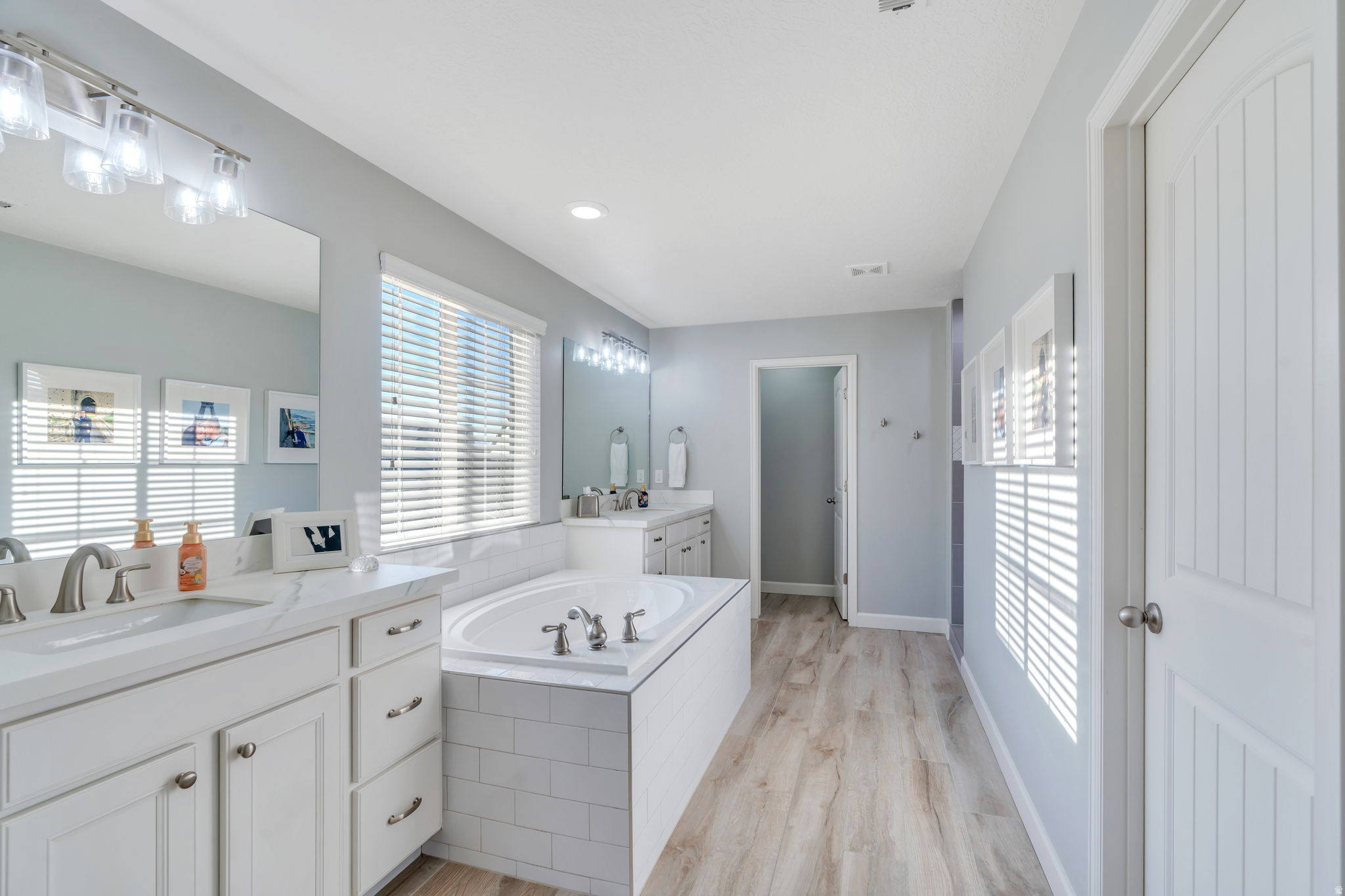 THE SHORES PHASE 1 - Residential