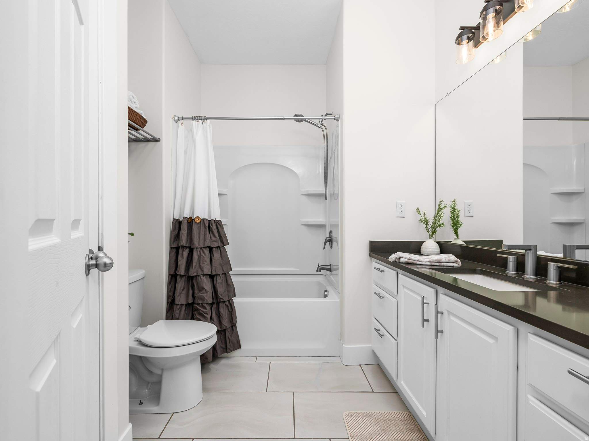 HIGHLAND HILLS - Residential