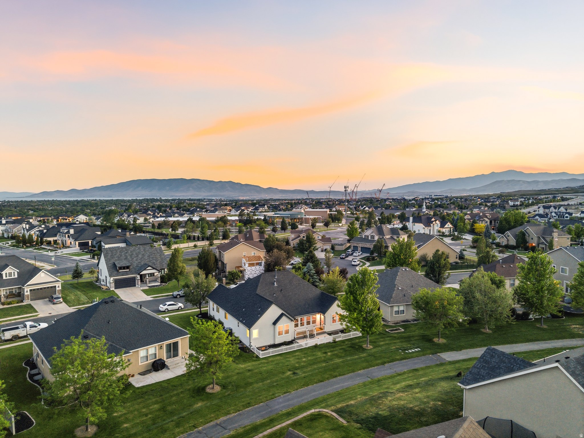 HIGHLAND HILLS - Residential