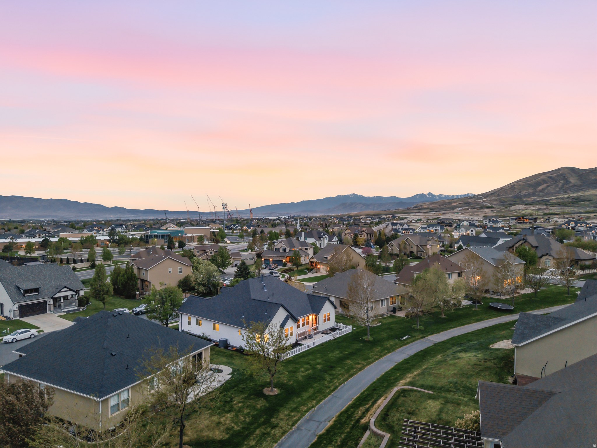 HIGHLAND HILLS - Residential