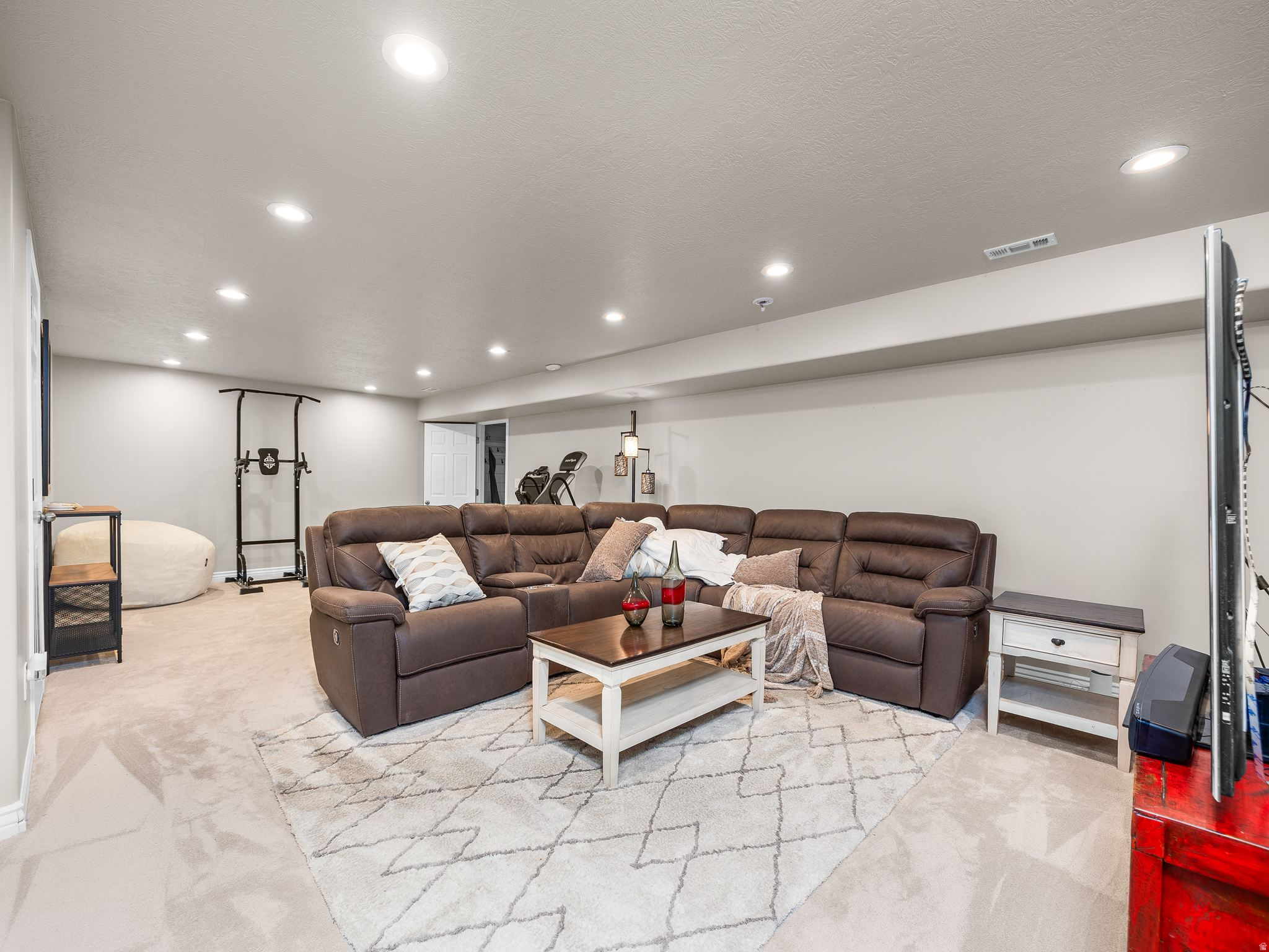 HIGHLAND HILLS - Residential