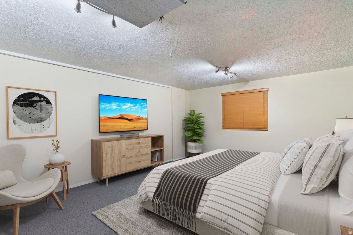 DEER RUN ESTATES - Residential