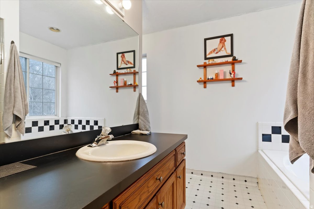 DEER RUN ESTATES - Residential