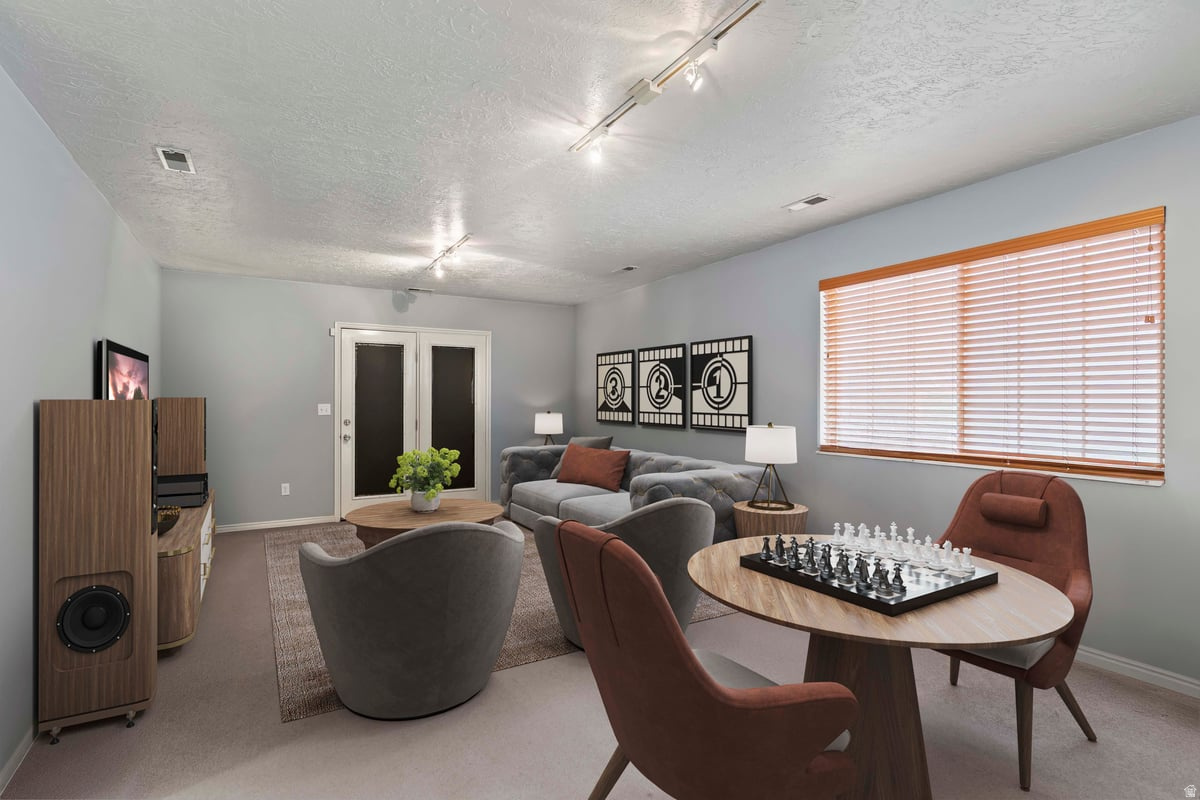 DEER RUN ESTATES - Residential