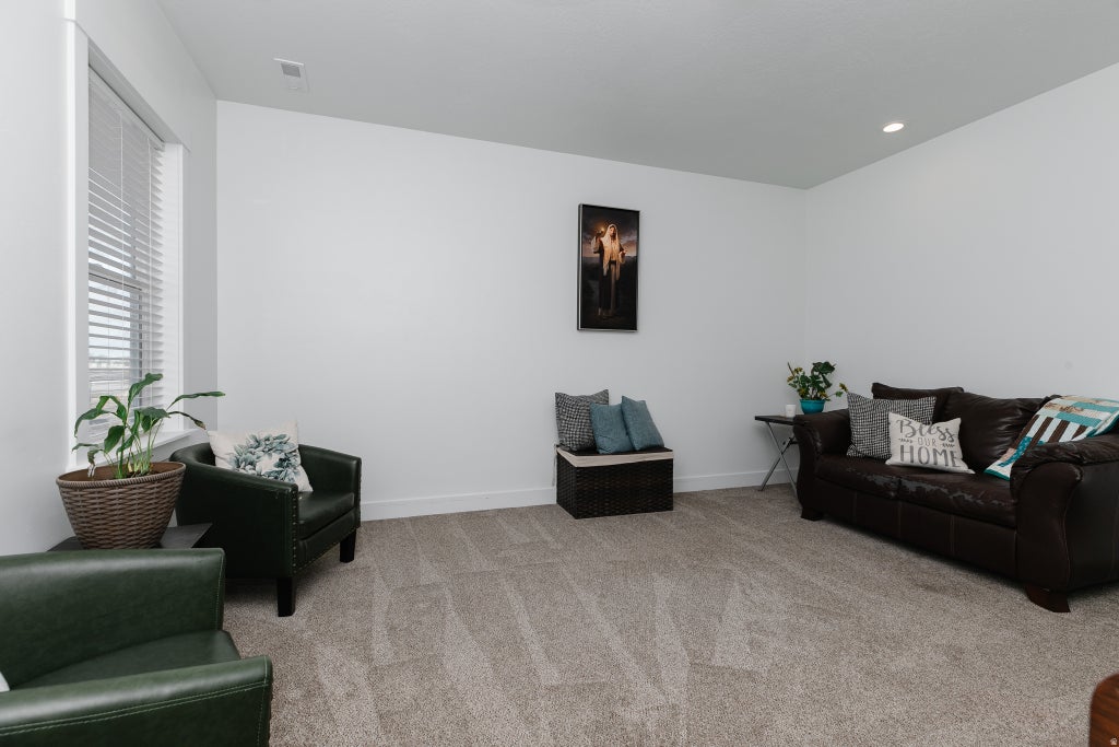 Photo of 637 S 400 W W, Preston, ID 83263 (MLS # 2186866)
