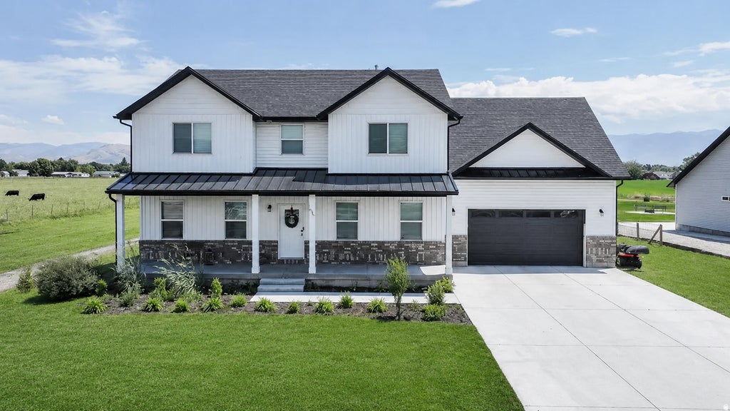 Photo of 637 S 400 W W, Preston, ID 83263 (MLS # 2186866)