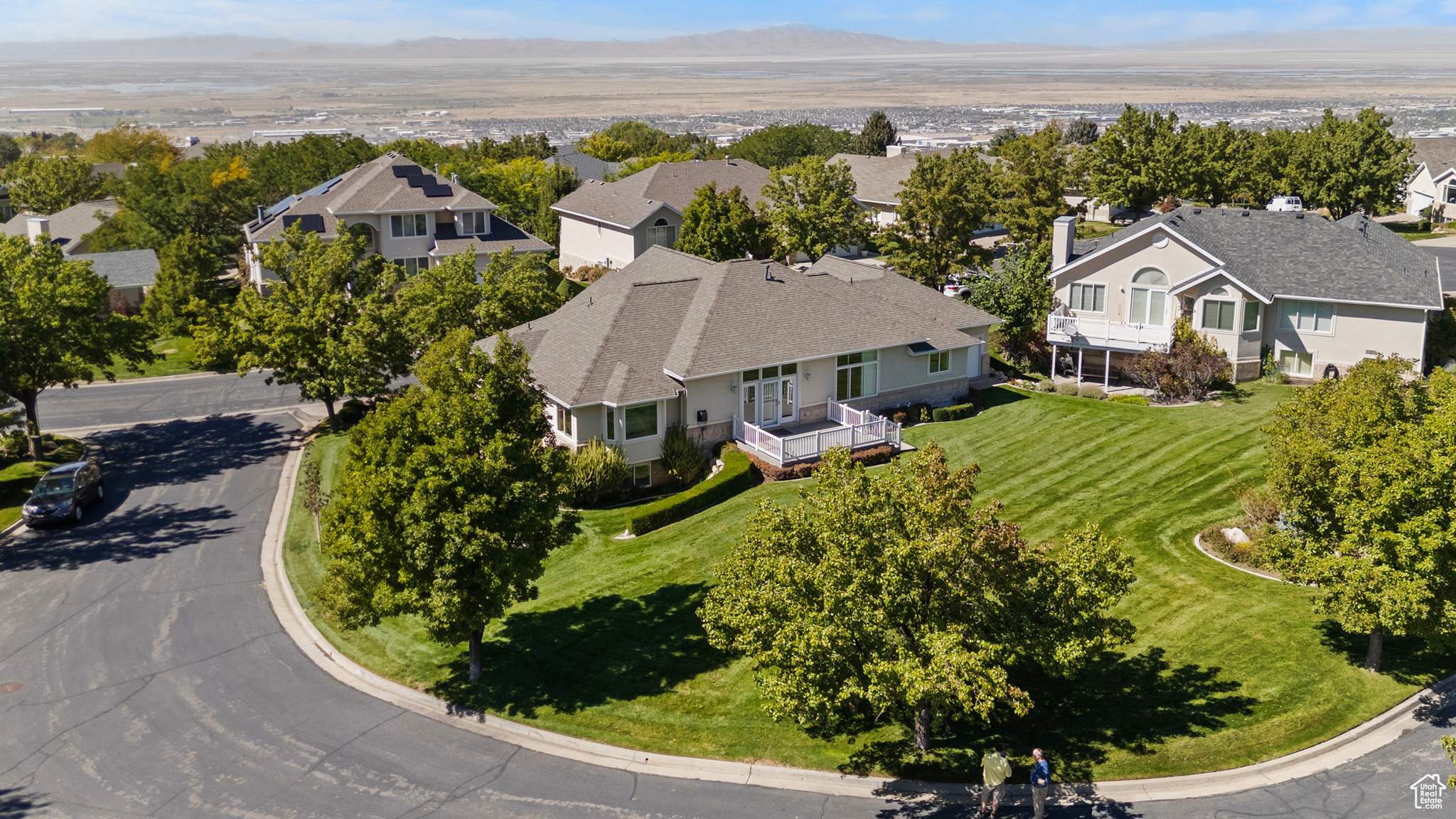 EAGLEWOOD - Residential