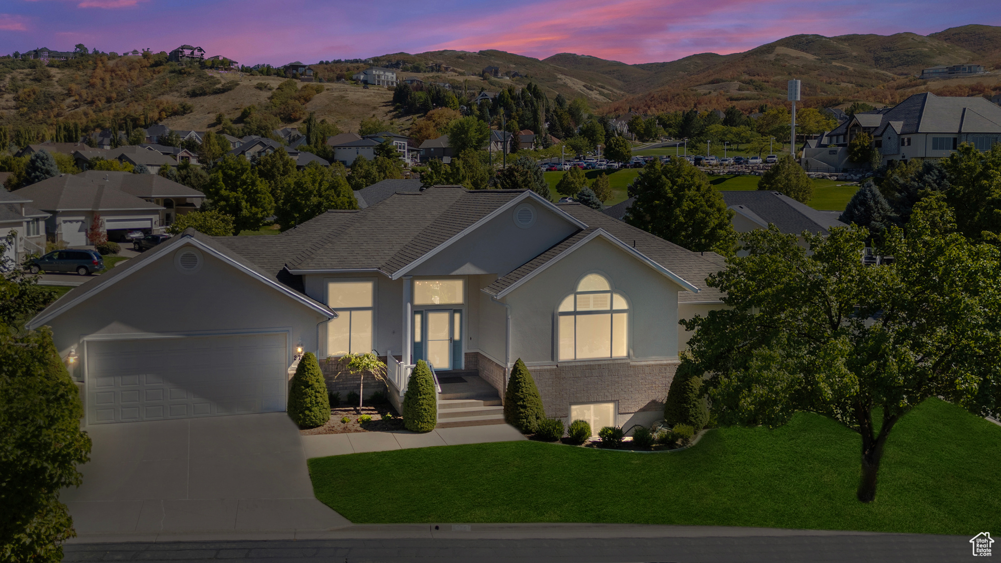 EAGLEWOOD - Residential