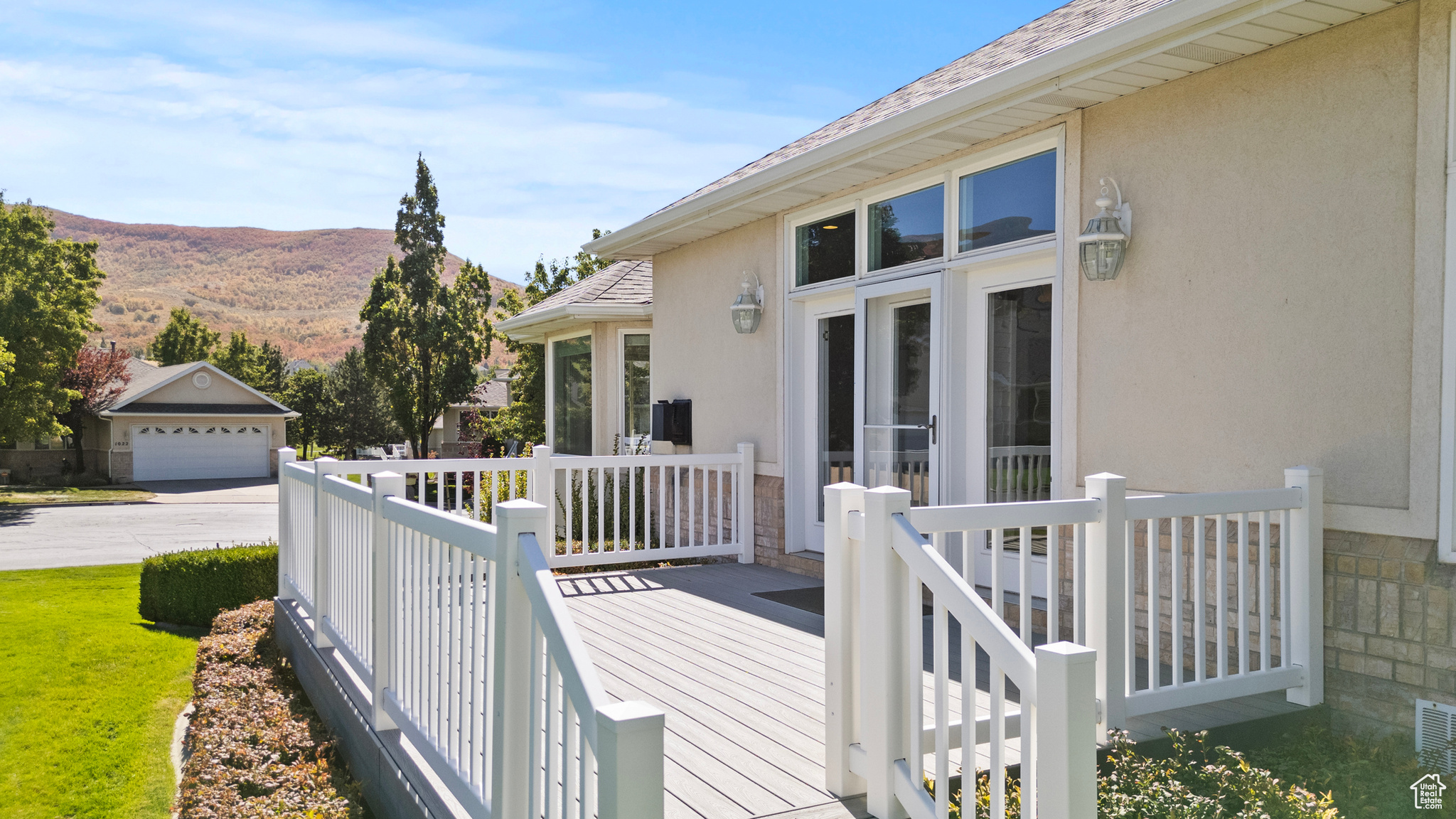 EAGLEWOOD - Residential