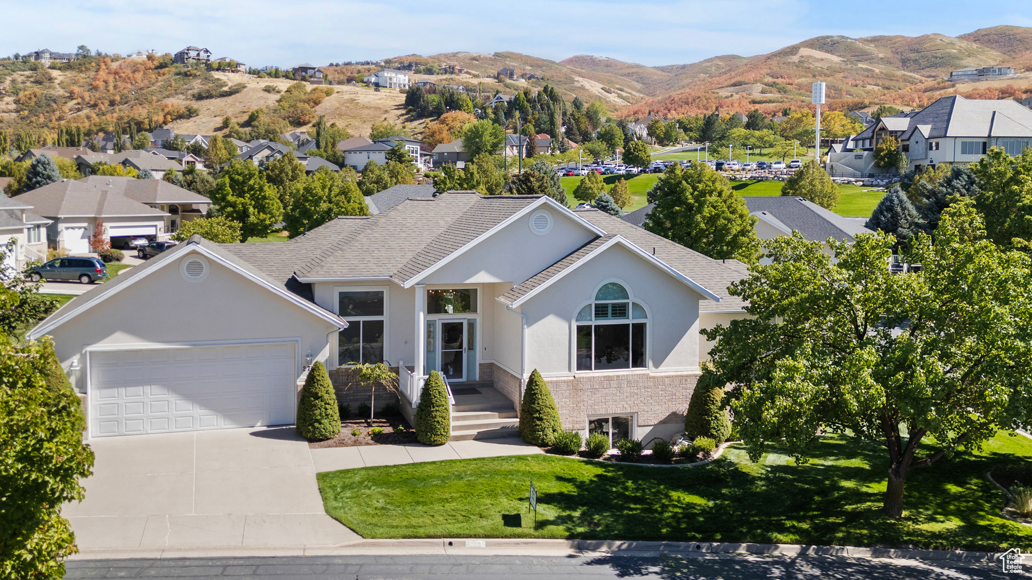 EAGLEWOOD - Residential