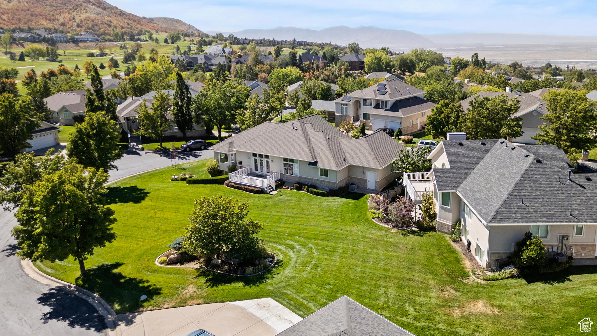 EAGLEWOOD - Residential