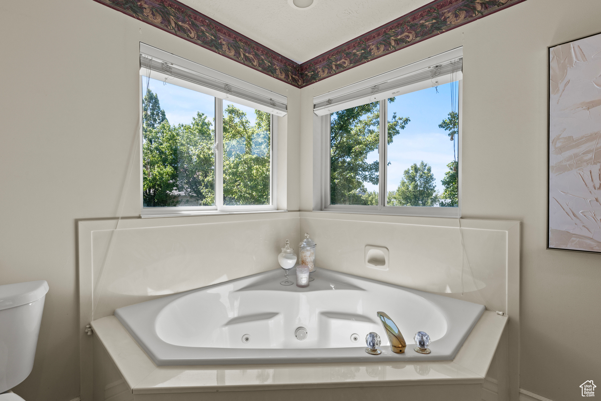 EAGLEWOOD - Residential