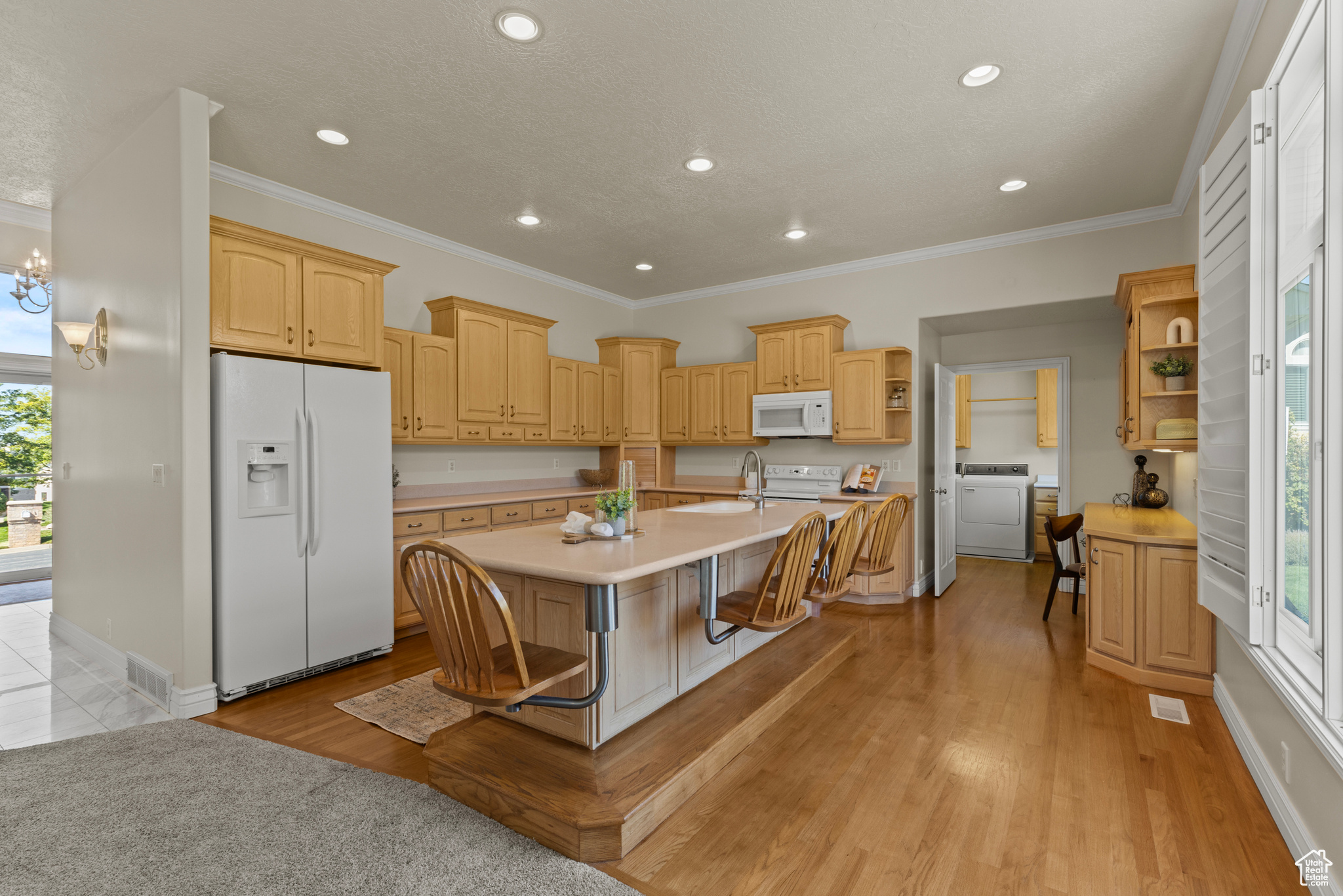 EAGLEWOOD - Residential