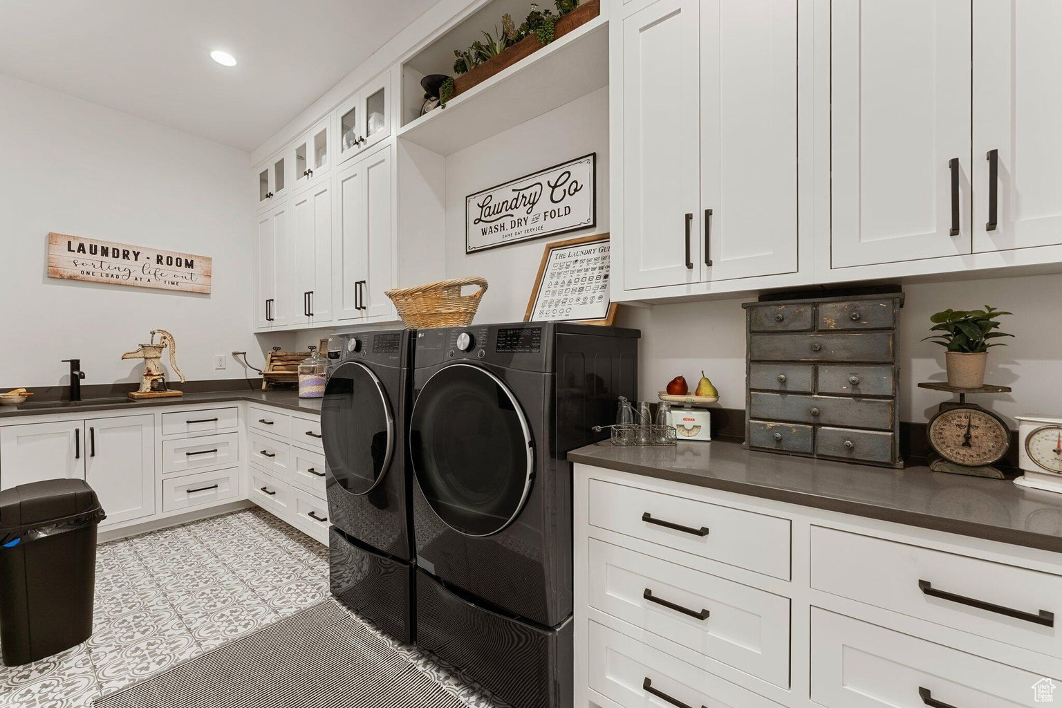 LEDGES OF ST GEORGE PH 8 - Residential