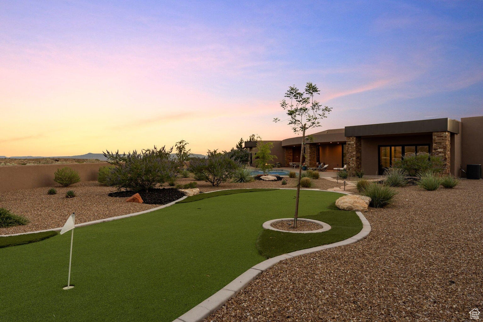 LEDGES OF ST GEORGE PH 8 - Residential