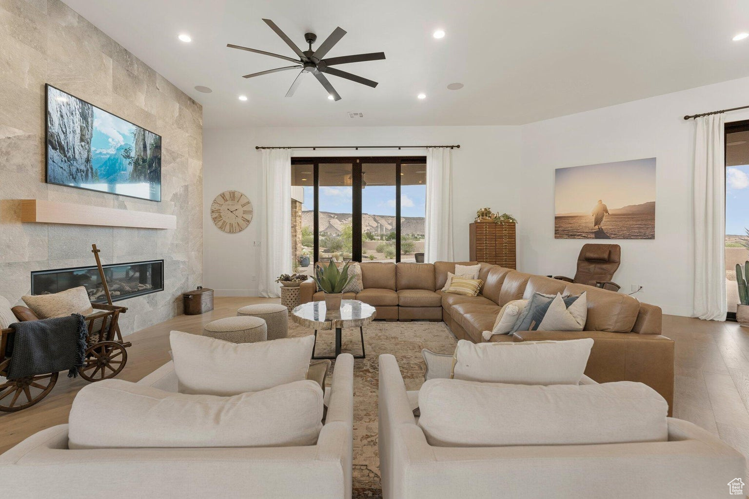LEDGES OF ST GEORGE PH 8 - Residential