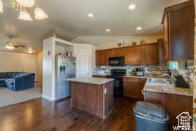 2284 E Ox Yoke Dr, Eagle Mountain, Utah image 3