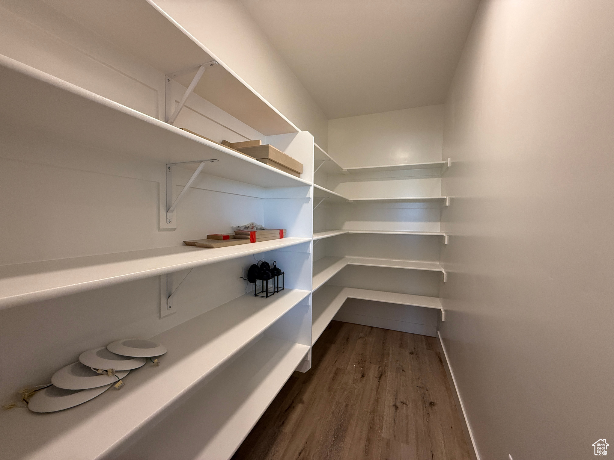 DIAMOND E - Residential