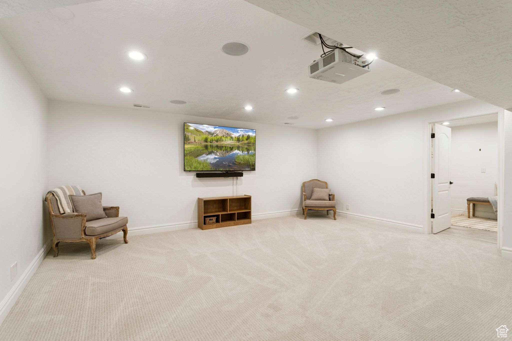 MIDWAY - Residential