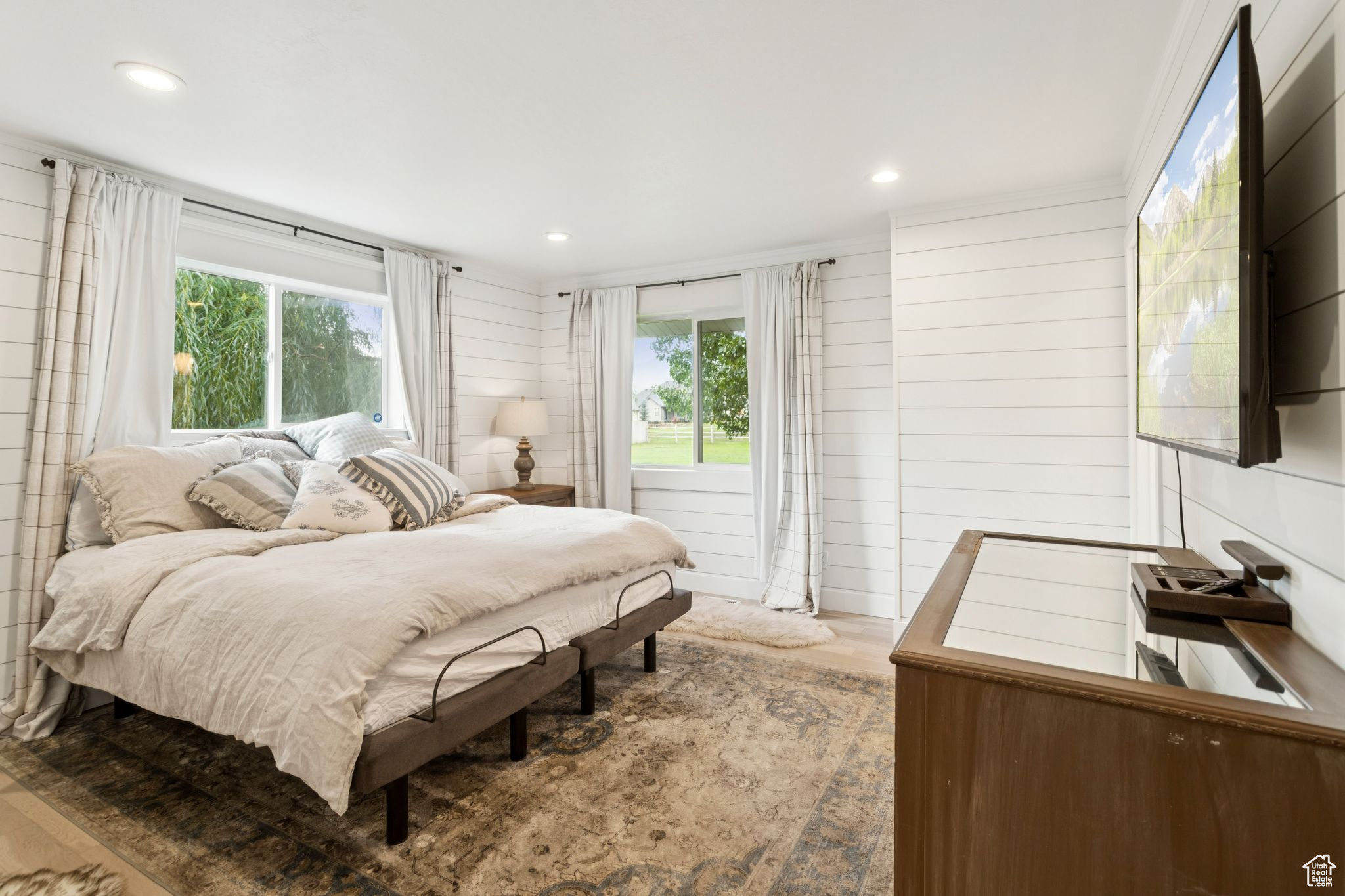 MIDWAY - Residential