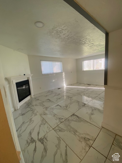 LAKEVIEW CONDOS - Residential