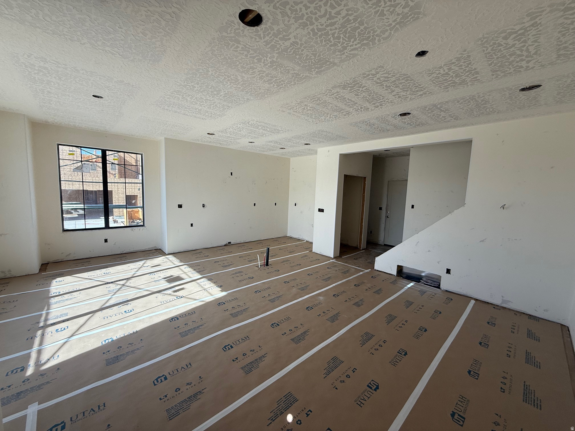 VISTAS AT THE POINT - Residential