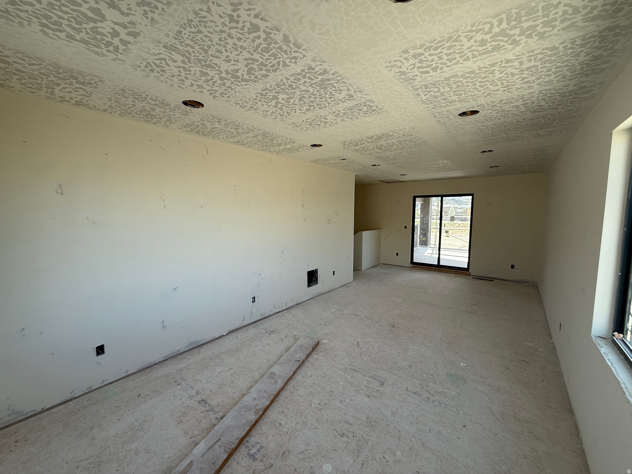 VISTAS AT THE POINT - Residential