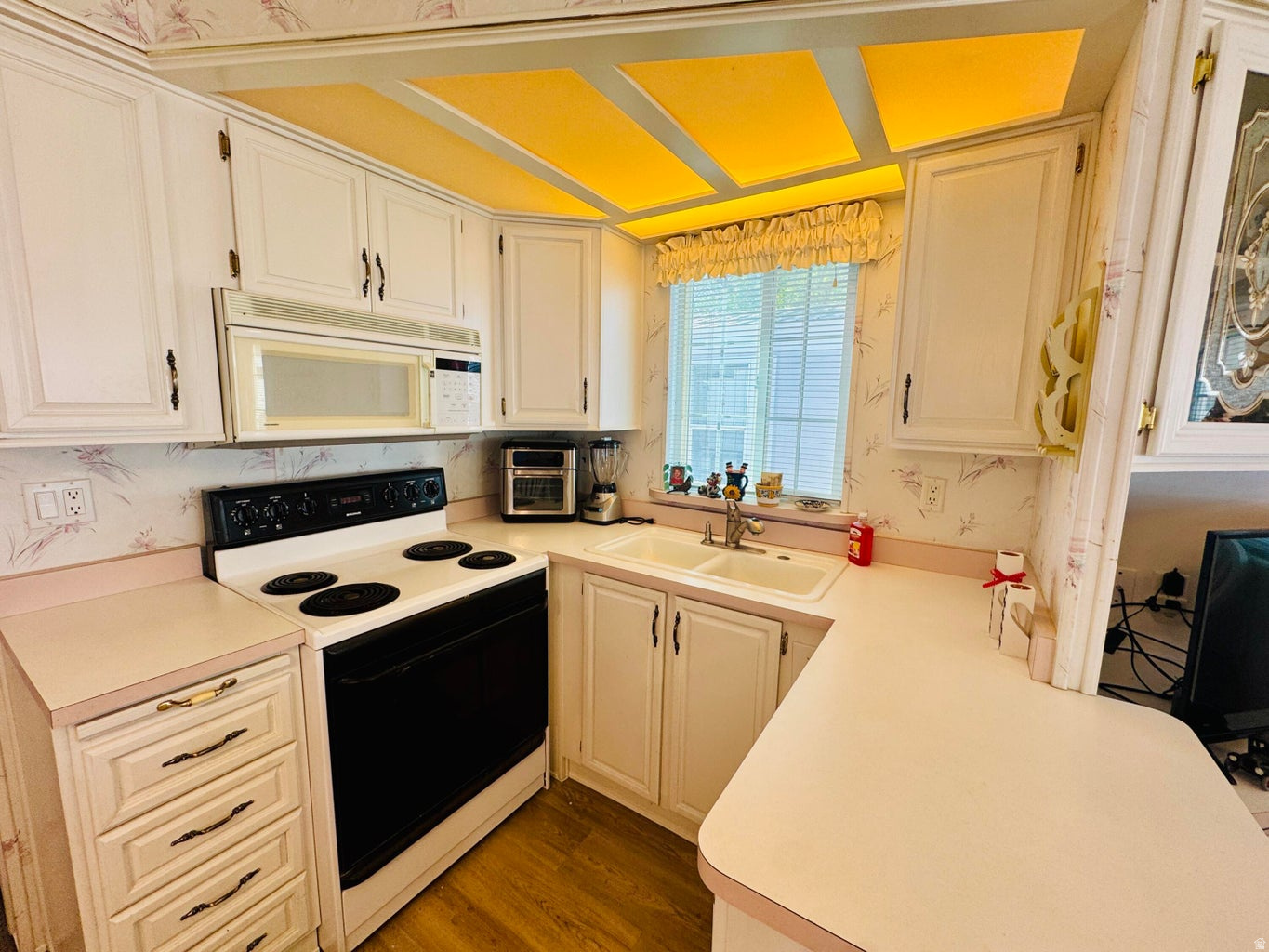 WORLDWIDE SUN RESORT - Residential