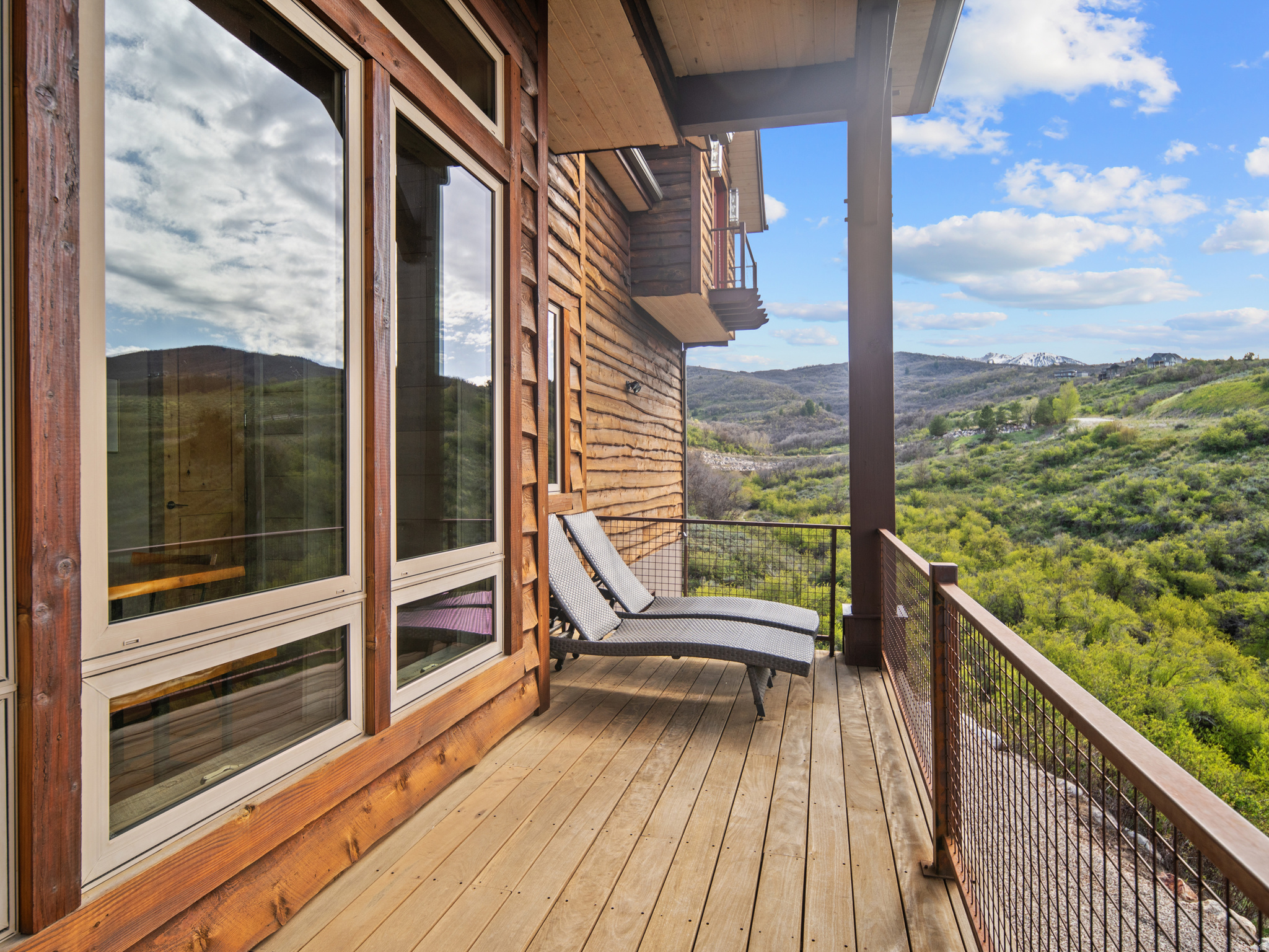 SUMMIT AT SKI LAKE - Residential