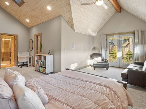 Tiny photo for 6438 E SUMMIT CV, Huntsville, UT 84317 (MLS # 2153802)