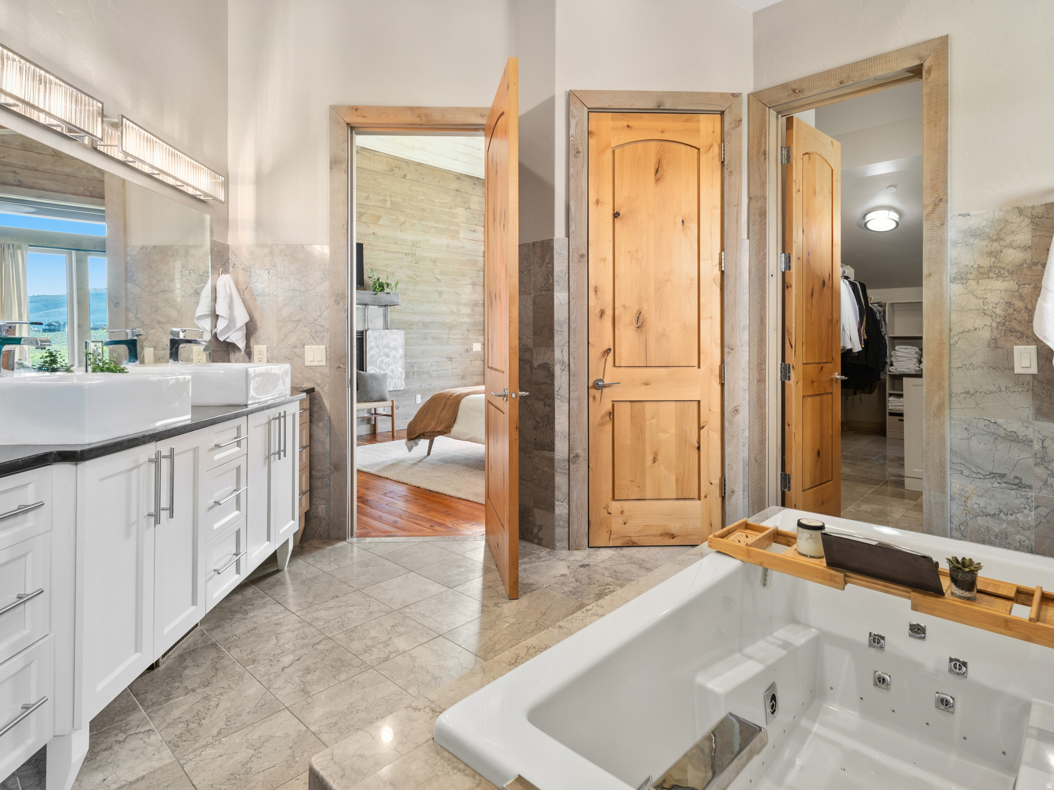 SUMMIT AT SKI LAKE - Residential