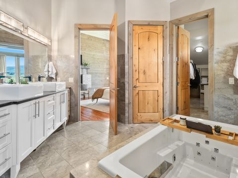 Tiny photo for 6438 E SUMMIT CV, Huntsville, UT 84317 (MLS # 2153802)