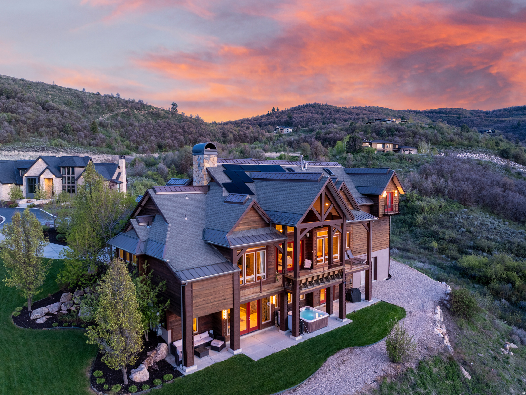 SUMMIT AT SKI LAKE - Residential