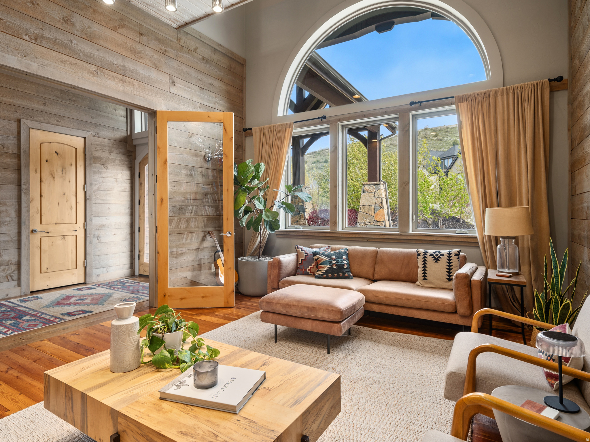 SUMMIT AT SKI LAKE - Residential