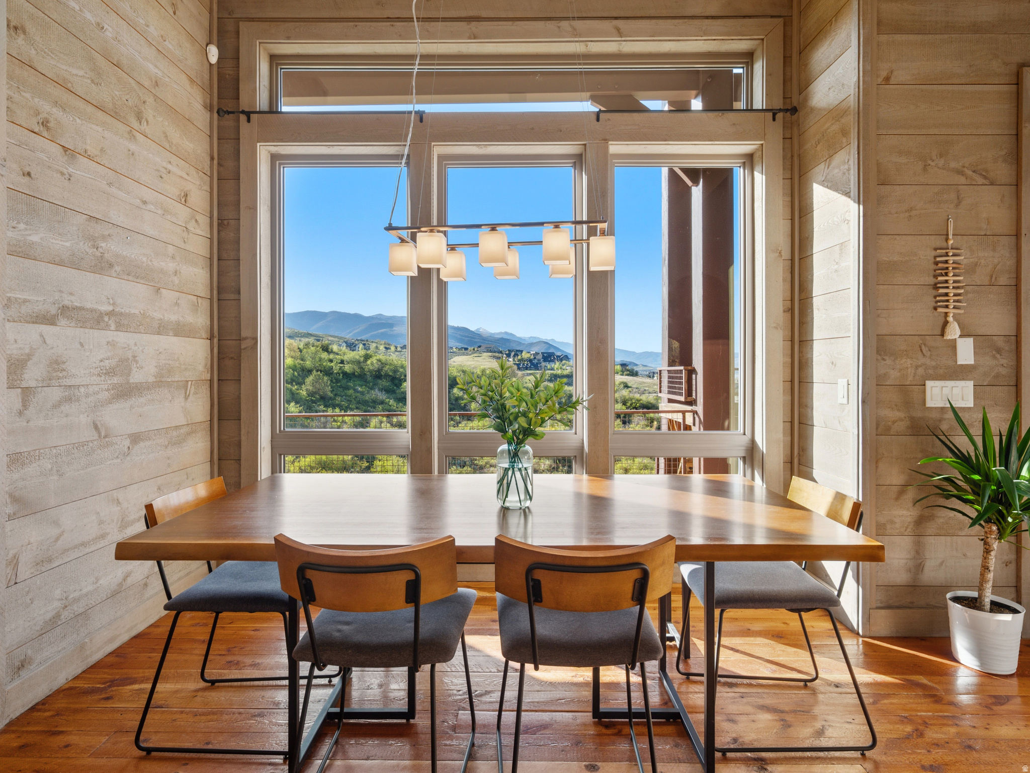 SUMMIT AT SKI LAKE - Residential