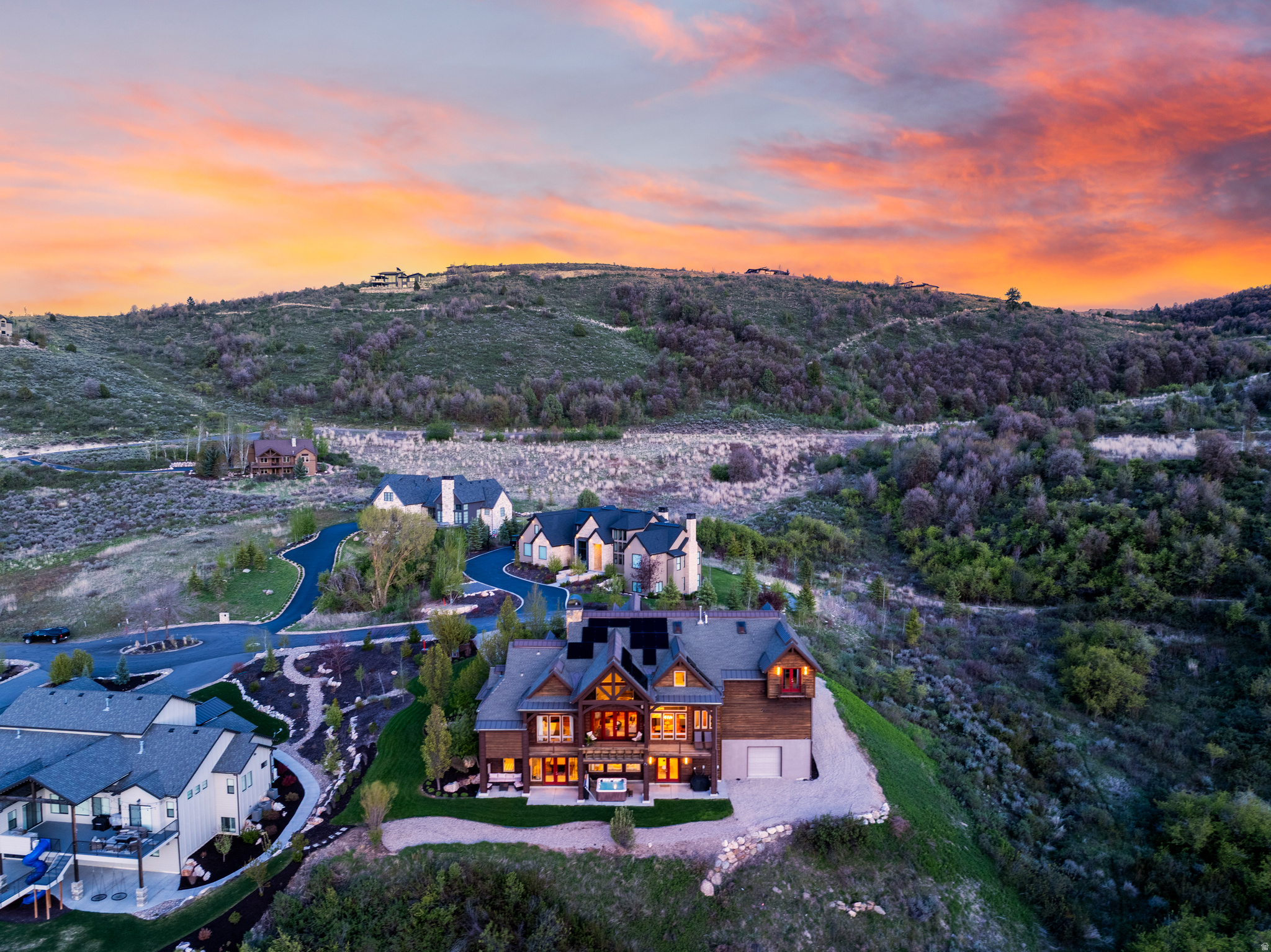 SUMMIT AT SKI LAKE - Residential