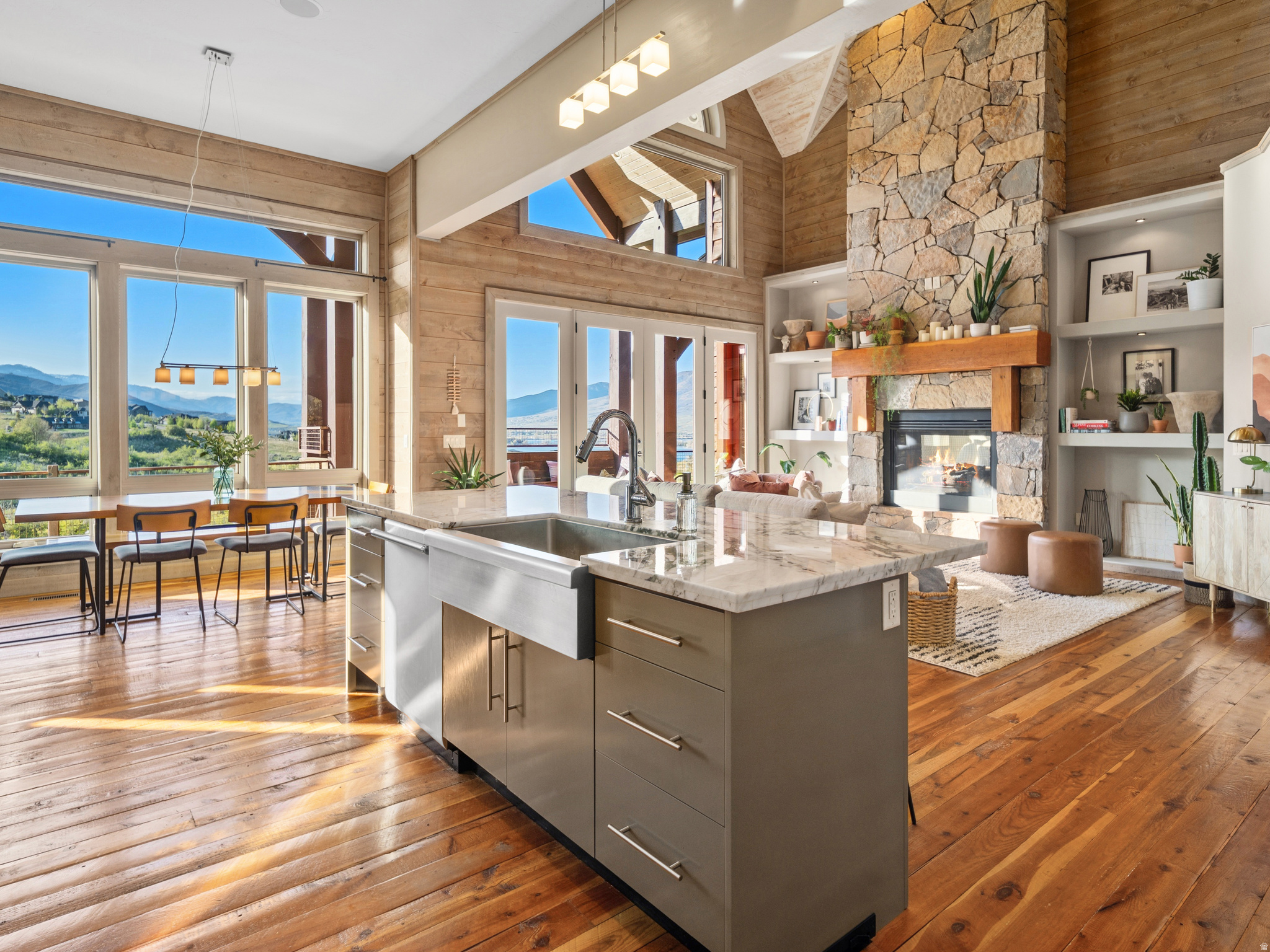 SUMMIT AT SKI LAKE - Residential