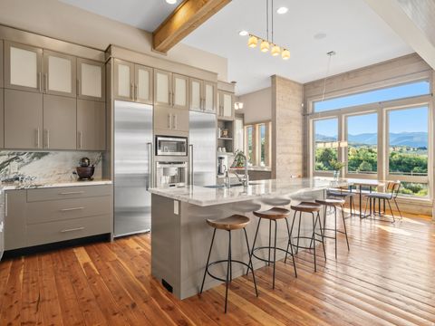 Tiny photo for 6438 E SUMMIT CV, Huntsville, UT 84317 (MLS # 2153802)