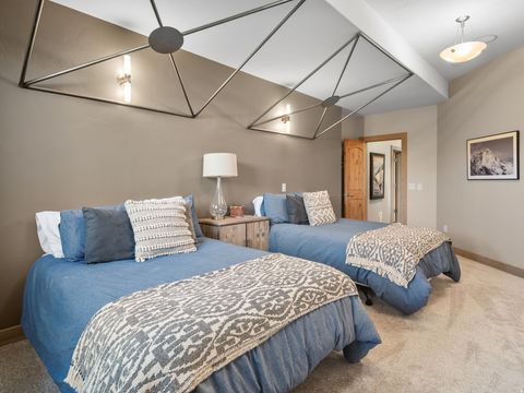 Tiny photo for 6438 E SUMMIT CV, Huntsville, UT 84317 (MLS # 2153802)