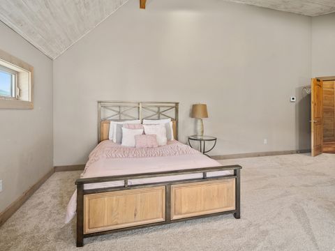Tiny photo for 6438 E SUMMIT CV, Huntsville, UT 84317 (MLS # 2153802)