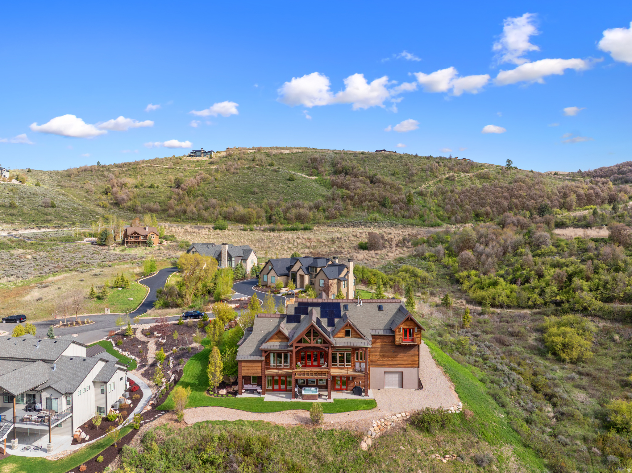 SUMMIT AT SKI LAKE - Residential