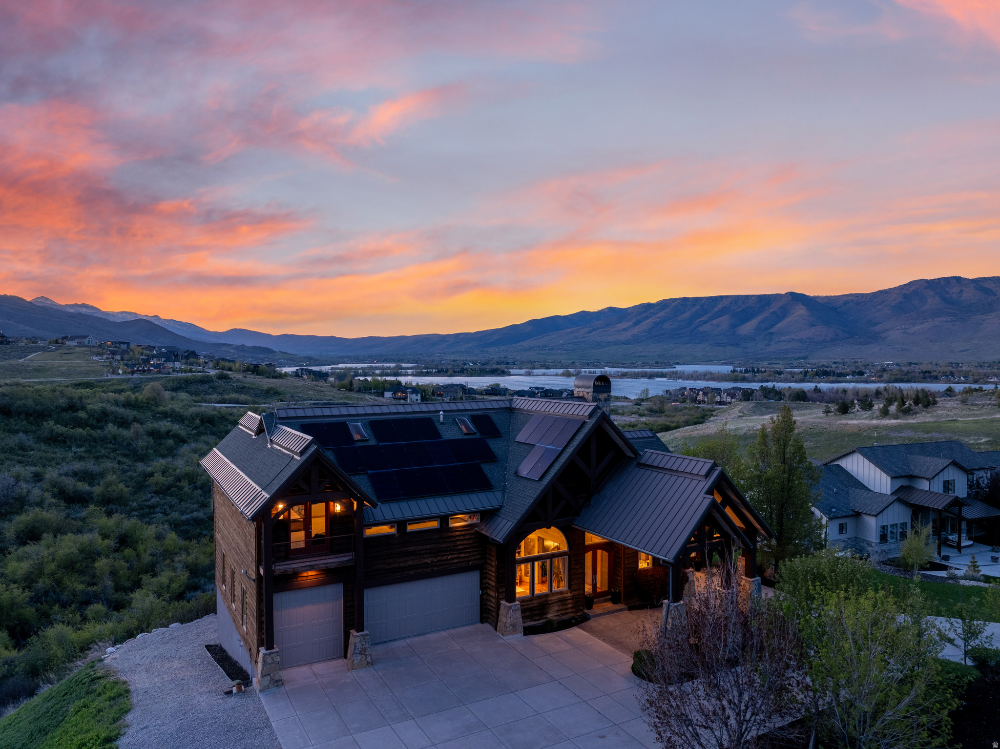 SUMMIT AT SKI LAKE - Residential