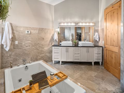 Tiny photo for 6438 E SUMMIT CV, Huntsville, UT 84317 (MLS # 2153802)