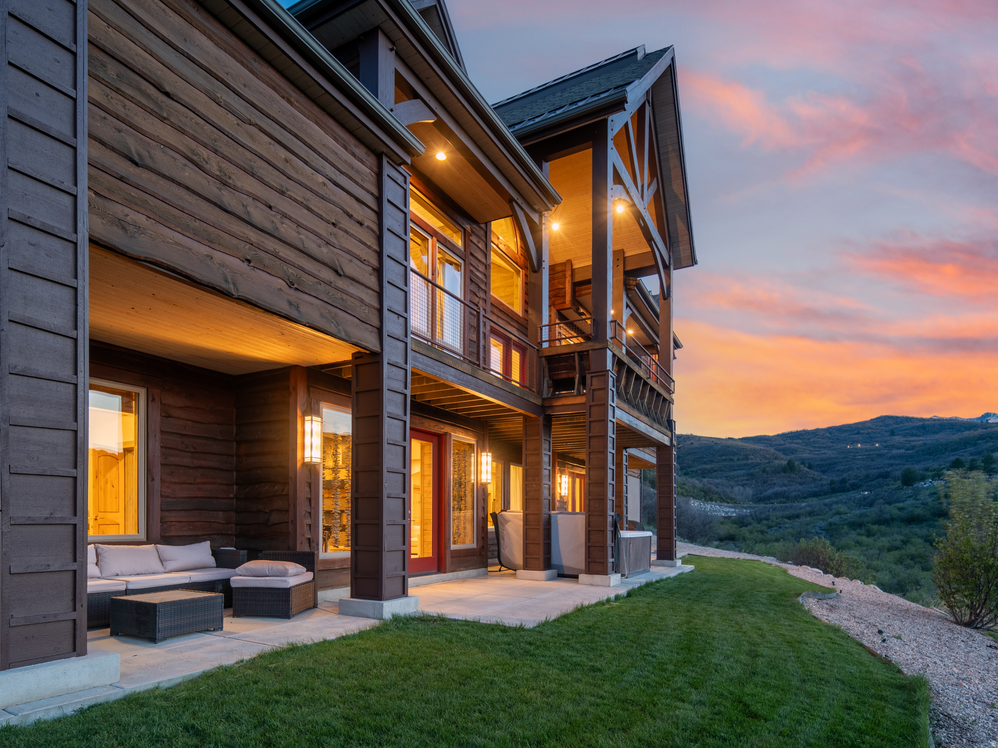 SUMMIT AT SKI LAKE - Residential