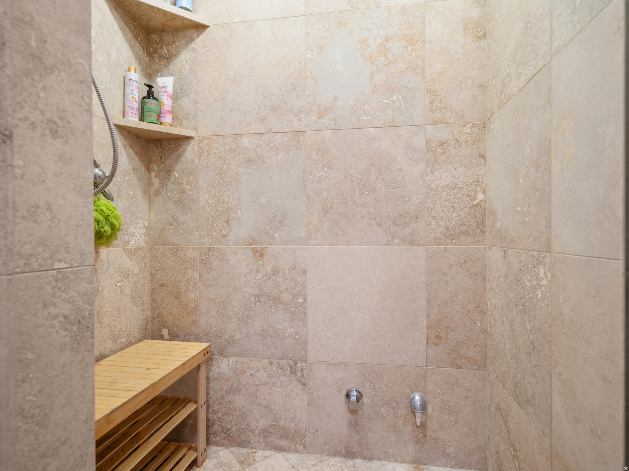 SUMMIT AT SKI LAKE - Residential