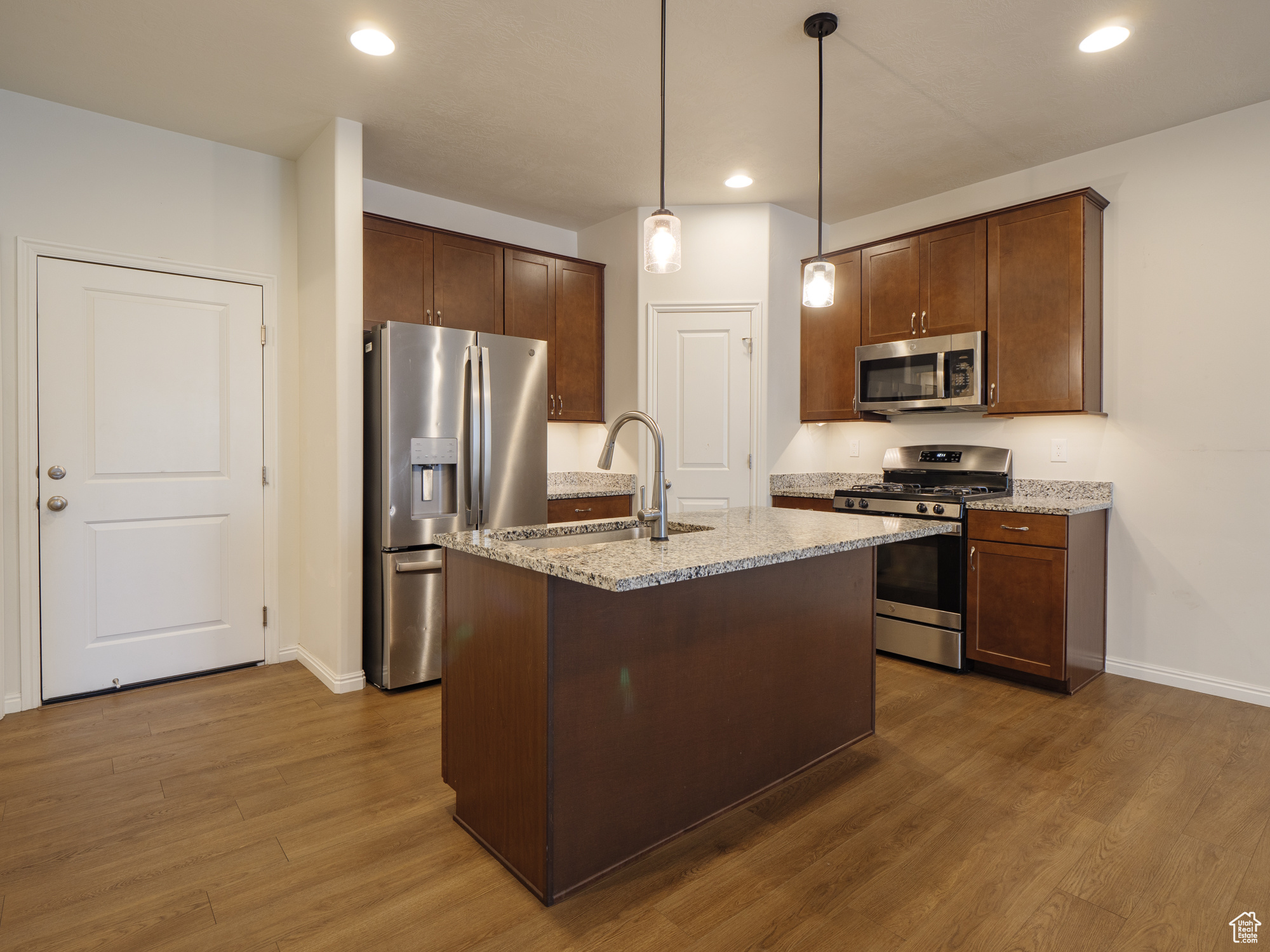 DAY RANCH LEGACY - Residential