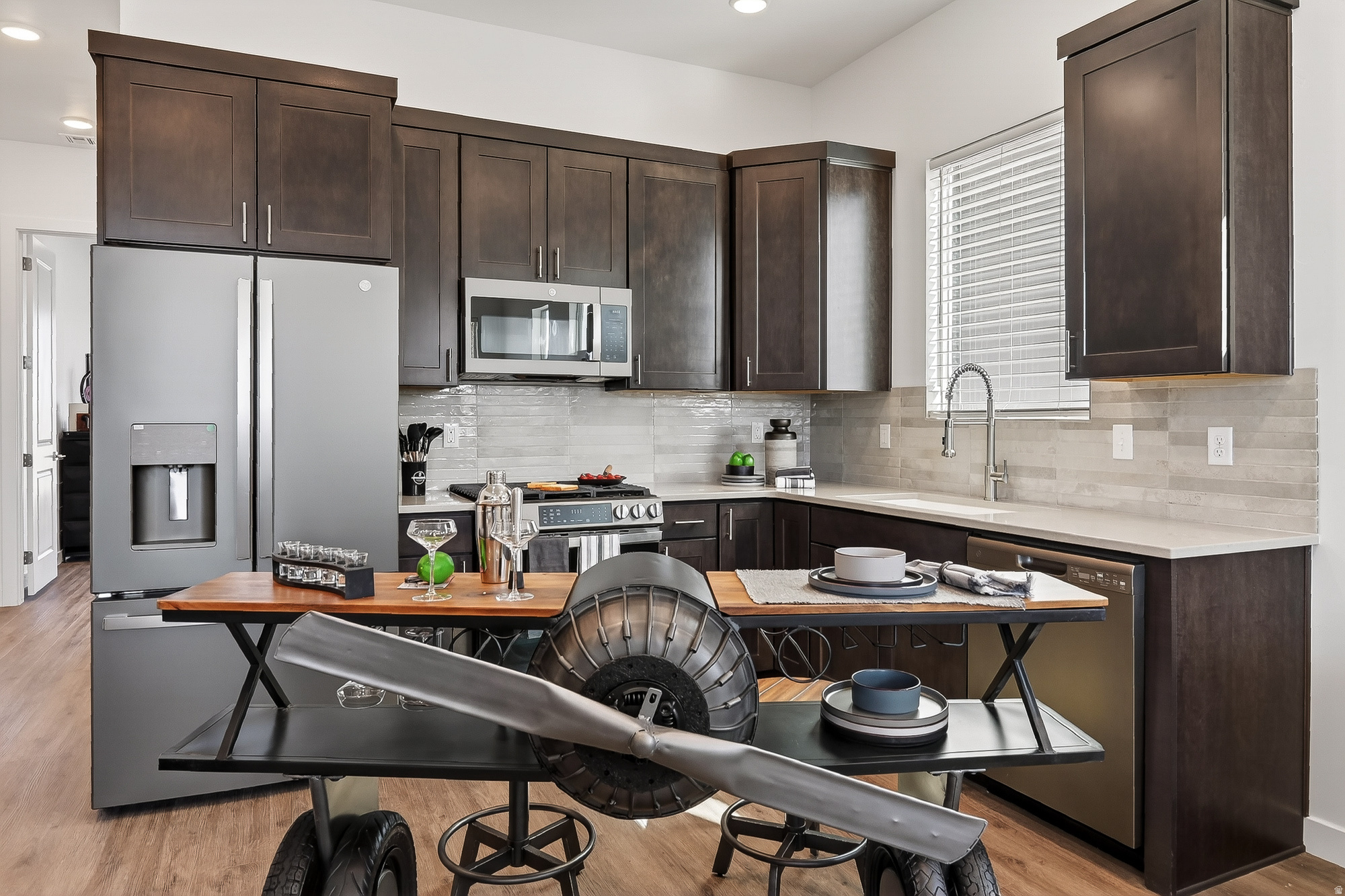 SKY VIEW ESTATES - Residential Income