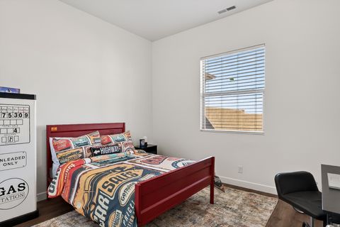 Tiny photo for 3068 W RUNWAY DR, Cedar City, UT 84720 (MLS # 2134481)